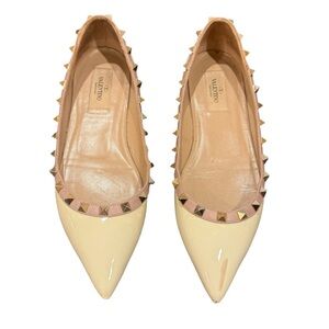 Valentino Patent Leather Rockstud Studded Light Ivory Poudre Ballet Flats 38